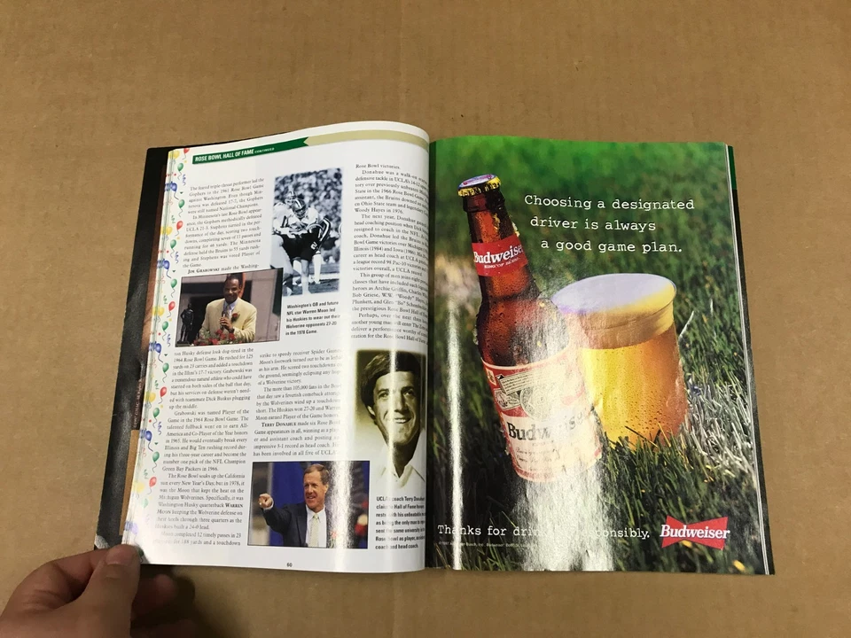 Antigo 1998 Rose Bowl Game Program - Michigan vs. Washington State - Imagem 3 de 4