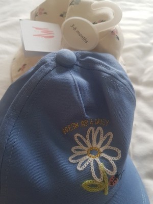 Kinder 2er-Pack Baby Mützen John Lewis 3-6 Monate Neu mit Etikett Blumen & Gänseblümchen Biene ausverkauft