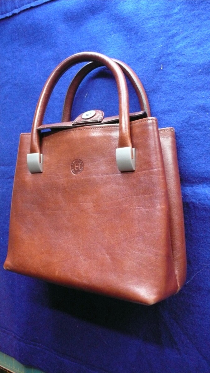 Holden Leathergoods Women's Handbag Dingle Ireland 2007