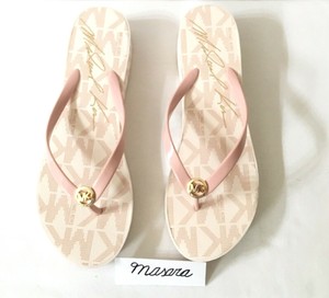 michael kors platform flip flops