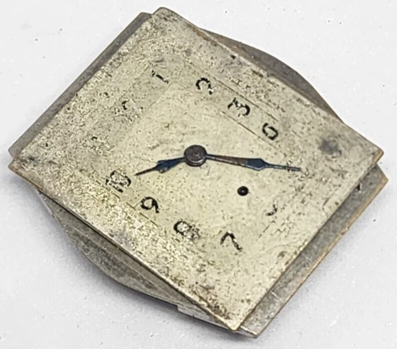 UNIVERSAL GENEVE 15 Jewels BUMPER Tonneau movement - AS 1049? RARE - Image 2 of 4