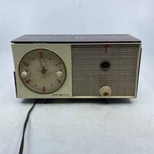 Vtg 1960s General Electric GE AM Tube Radio Clock MCM Corvette Red & Wte Plastic