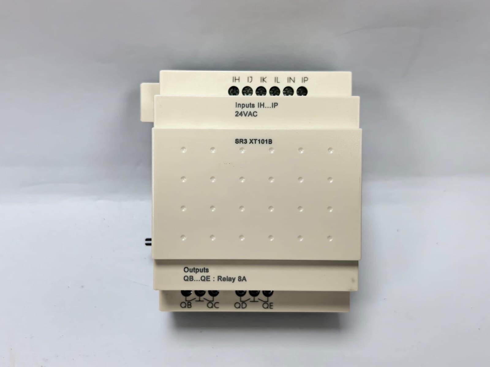 Telemecanique SR3 XT101B TELEMECANIQUE SR3 XT101B EXPANSION MODULE 2