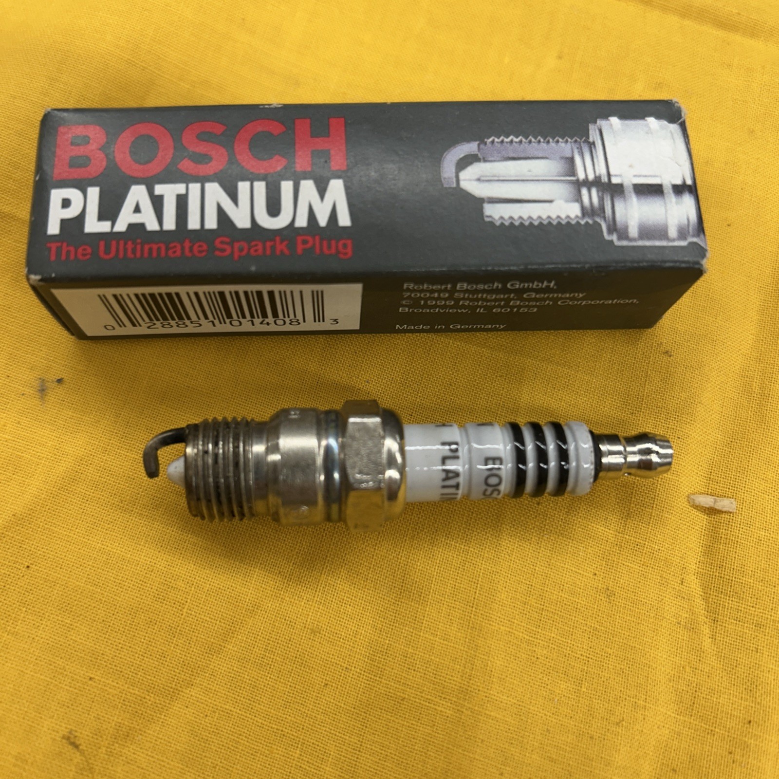 Bosch Platnum Spark Plug 4209  0 242225 566