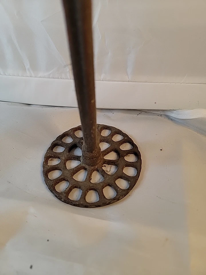 Vintage Cast Iron Potato Masher Farmhouse Kitchen Tool Rustic Decor Antique - Image 2 of 4