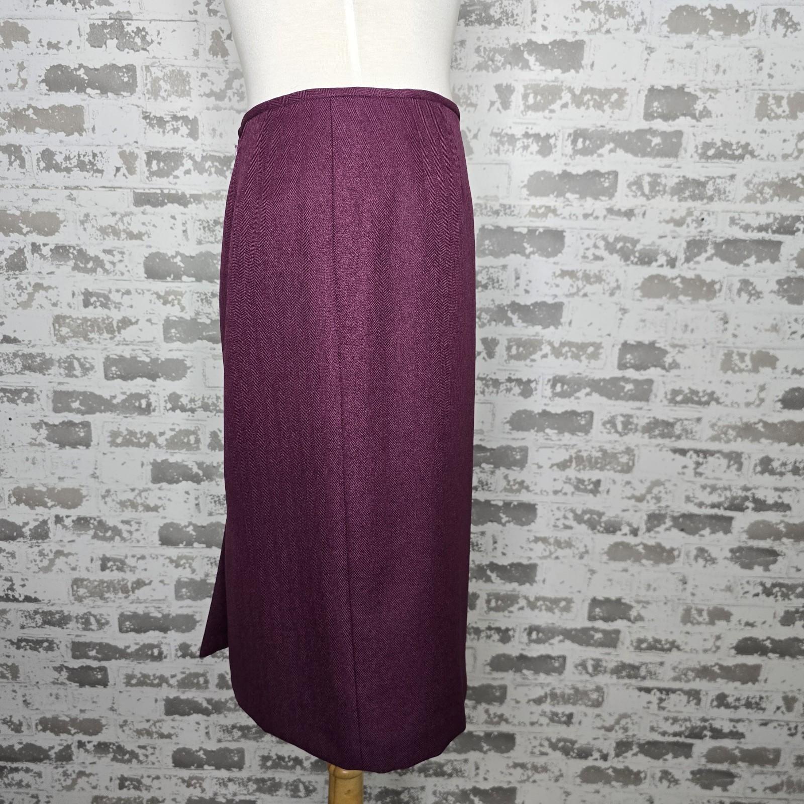 Le Suit 2 Piece Skirt Set Women 6 Burgundy Herringbone Career Business Work Wear