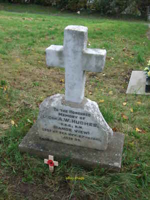 Foto 12x8 Lt. Commander A W Hughes D.S.C. R.N. Lost at sea 27 November 19 c2011