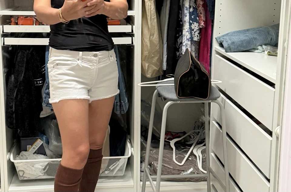 Women's White Denim Cutoff Shorts - Image 4 of 4