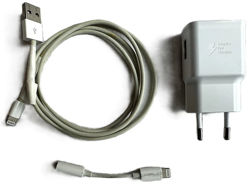 Apple iPad Air 1. Gen. 16GB, WLAN, 24,64 cm, (9,7 Zoll) - Spacegrau - Bild 4 von 4