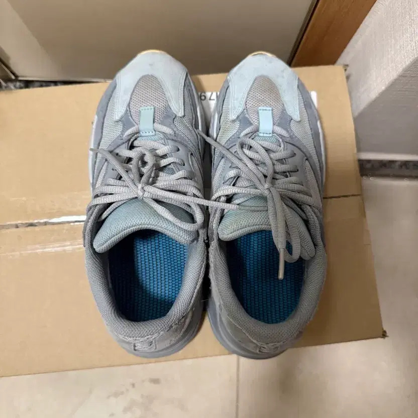 Adidas Yeezy Boost 700 Innersia Size 260 - Heavily Used thumbnail 6