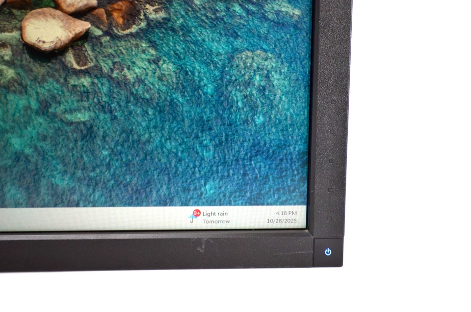 Dell U2410f 24" 1920 x 1200 DP HDMI DVI VGA Video Component LCD Monitor No Stand - Image 2 of 4