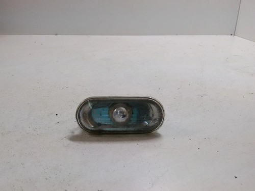 VW GOLF IV 1J1 Kotflügelblinker vorne rechts 1J0949117 2.30 Petrol 28393973