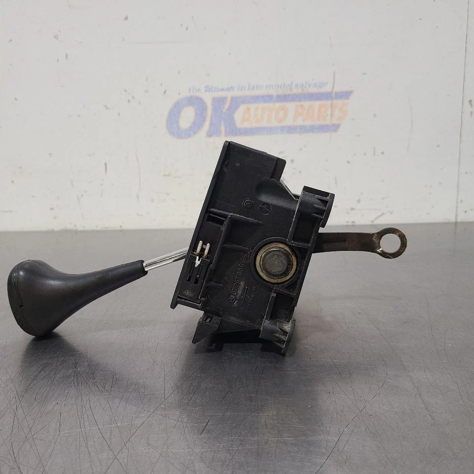 88 1988 MERCEDES-BENZ 560SL 107 tipo 5,6 L palanca de cambios automática Foto 3 de 4