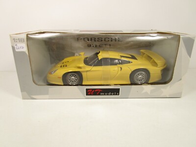 ミニカー UT PORSCHE 911 GT1 s-l400.jpg
