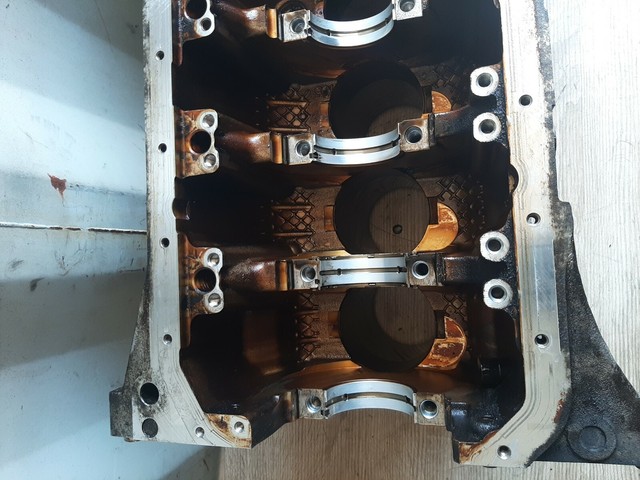 7502903 bmw двигатель