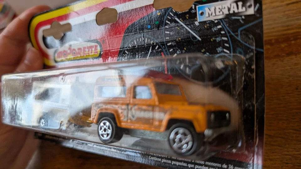 MAJORETTE LAND ROVER "EXTRACTOR" + REMORQUE REF 266 1/60 - Photo 4/4