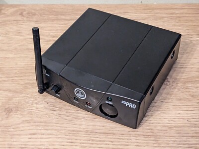 AKG WMS40 Mini wireless microphone system SR40 PT40 mic