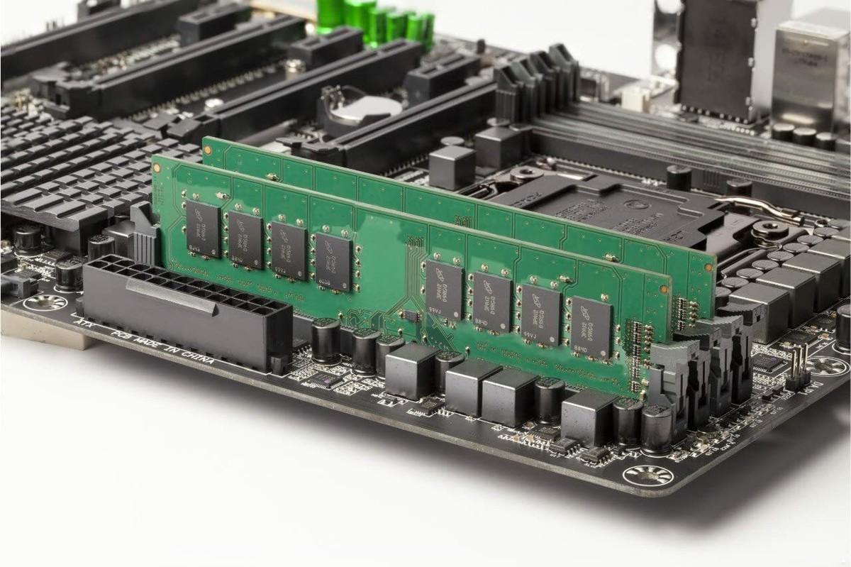 Crucial DDR4 16GB 3200 Mhz PC4-25600 288-pins Desktop Memory Dimm