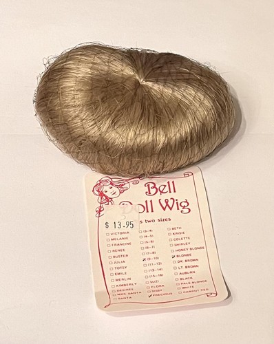 Parrucca bambola vintage Bell ~ preziosa ~ 9""-10"" bionda con scatola ed etichetta - lavaggio e stile - Foto 3 di 5