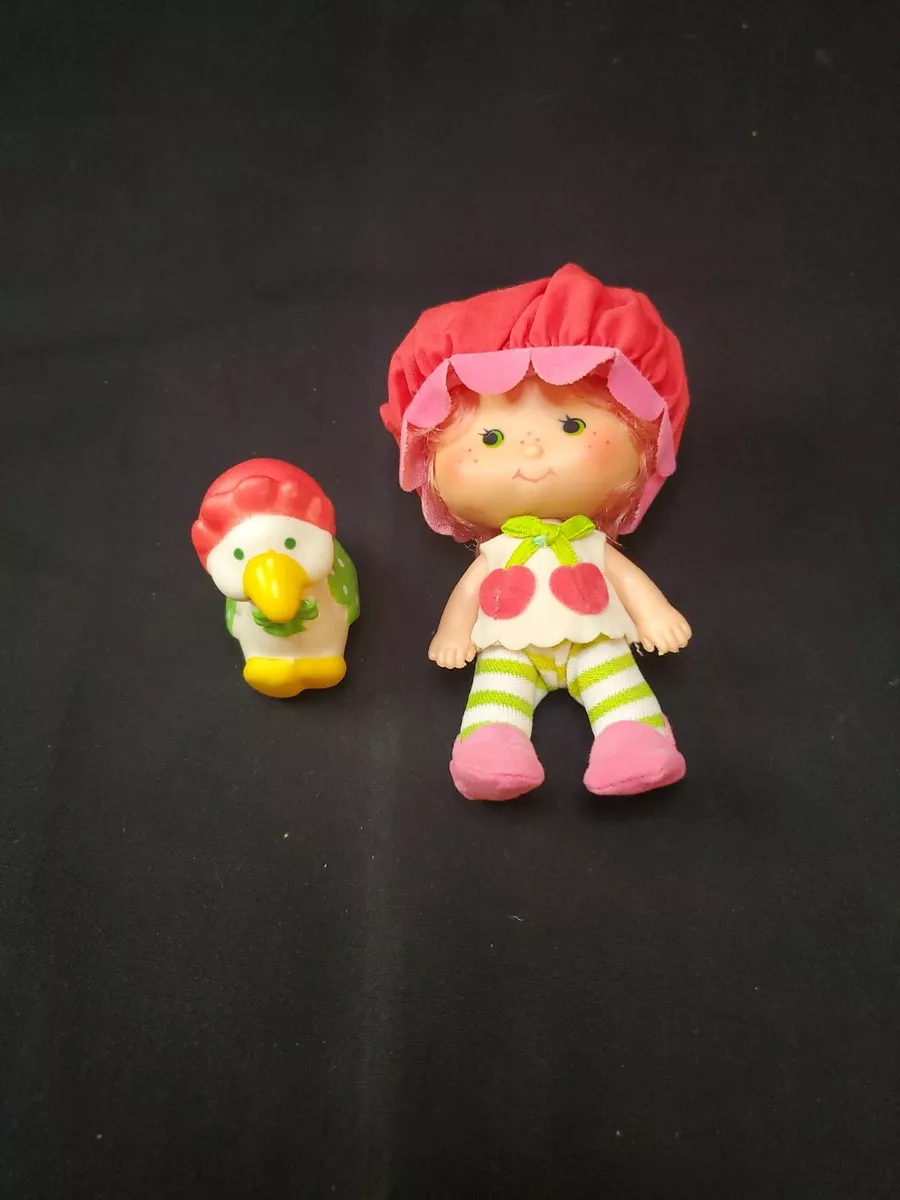 Vintage Strawberry Shortcake Cherry Cuddler with Gooseberry Doll