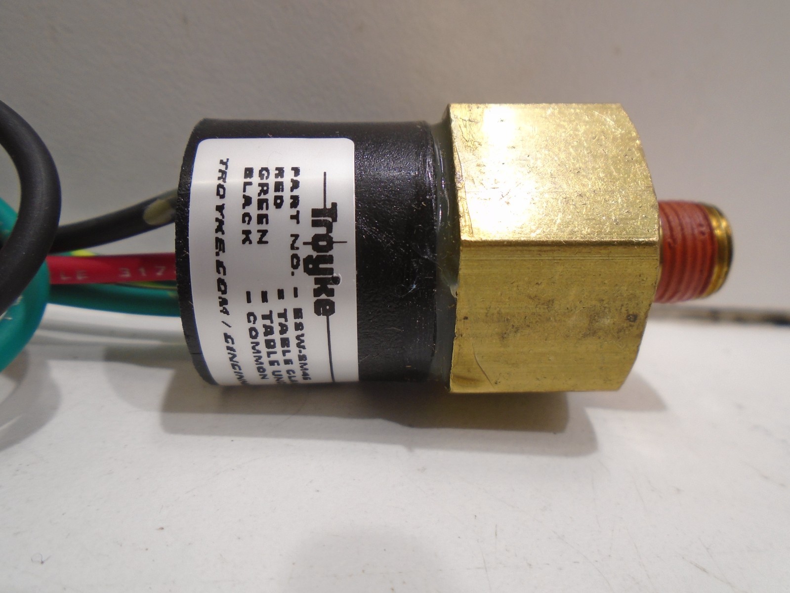 TROYKE ESW-SM46 PNEUMATIC PRESSURE SWITCH FOR CNC ROTARY TABLE