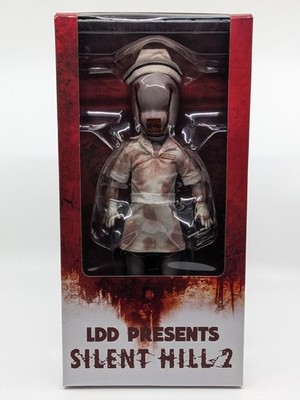 Mezco Toyz Silent Hill 2 Bubble Head Nurse 10