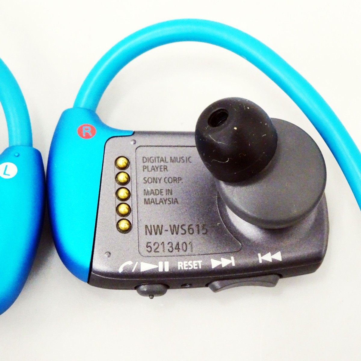SONY Walkman W Series NW-WS615L 16GB Integrated Headphone