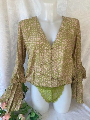 Free People She's Ditsy Damen Body Gr. XS Limette Weite Ärmel UVP:58£!