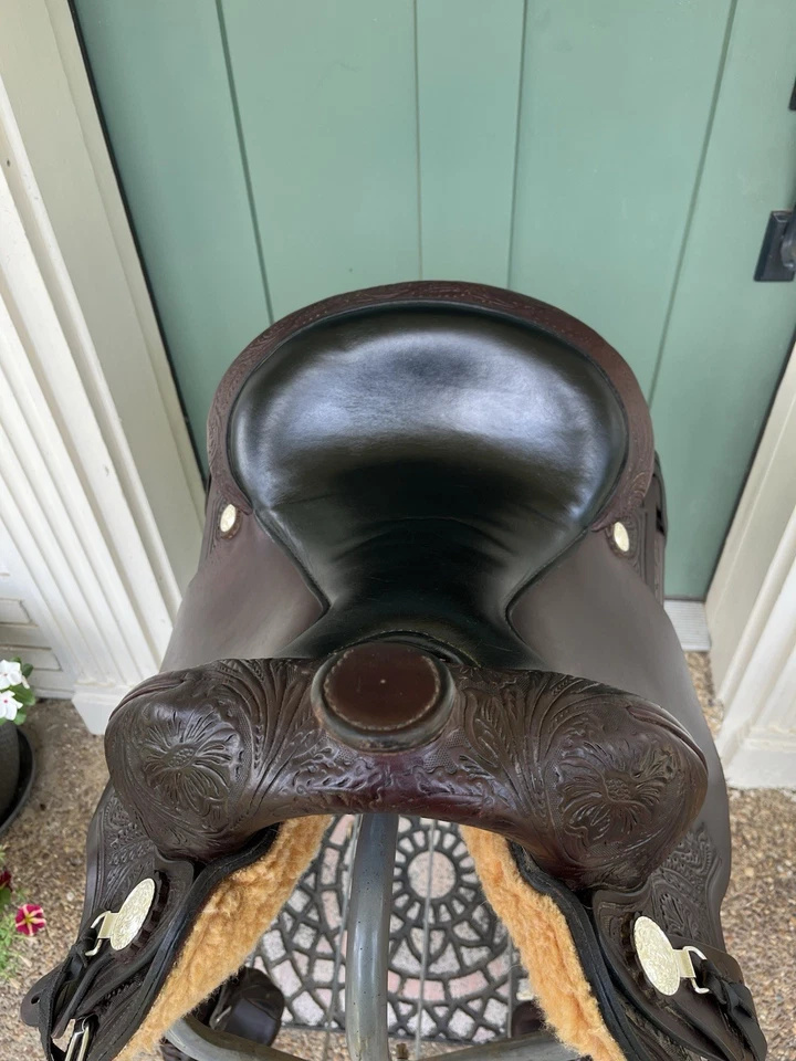 Circle Y High Horse Mineral Wells Trail Saddle- 15”- Used in Great Condition! - Image 3 of 4
