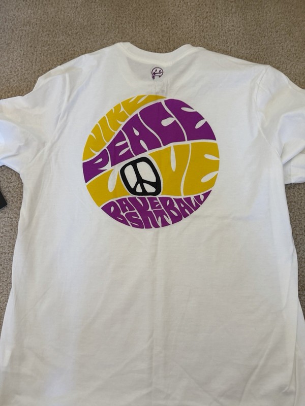 *BRAND NEW* Men Nike Love Peace Bsktball Std Fit Crew Neck T-shirt White Sz Lrg