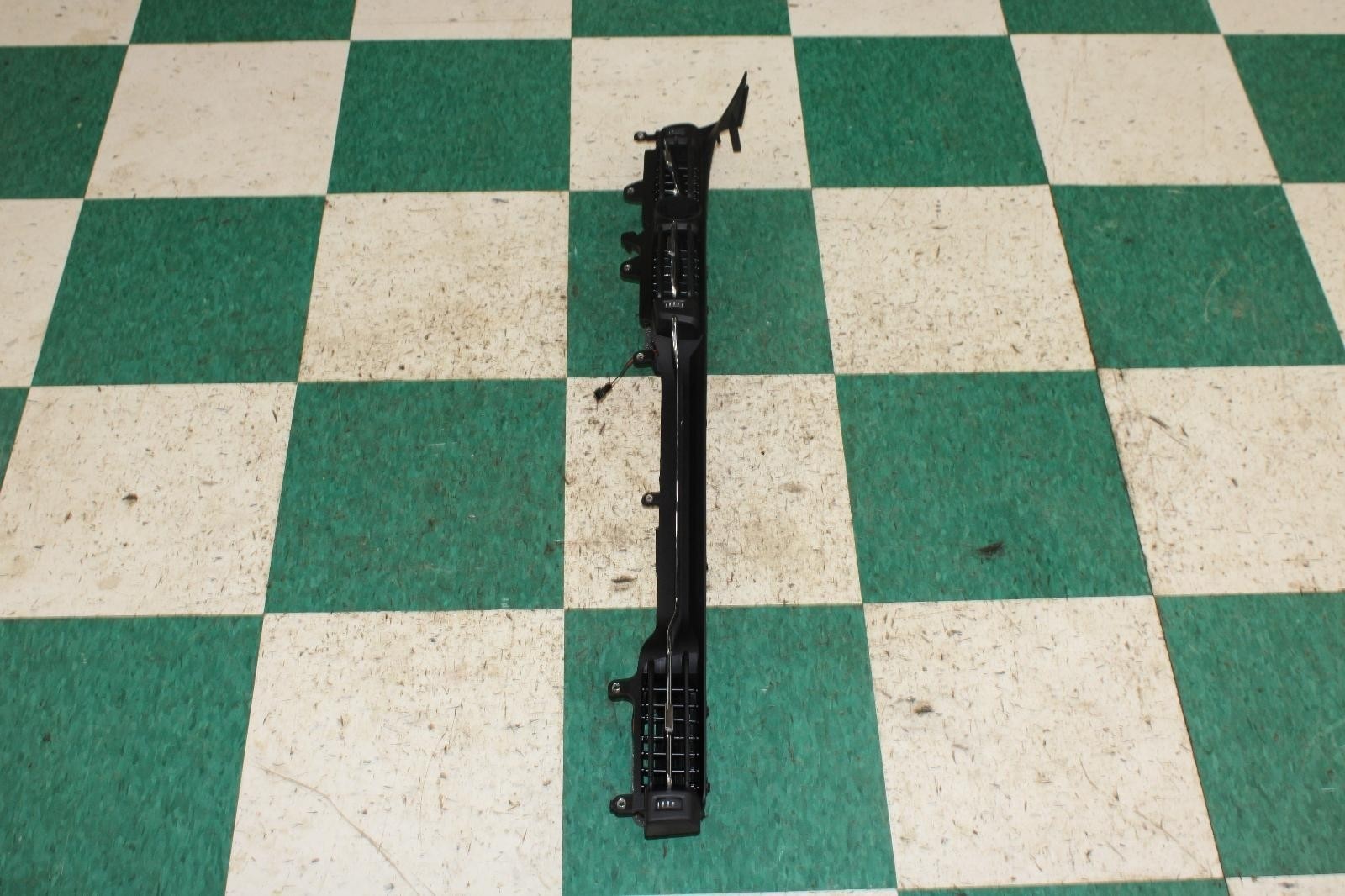 Maserati Quattroporte 2014-2021 Right Air vent Black