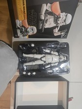 Hot Toys Star Wars The Mandalorian Stormtrooper Commander Action Figure - TMS041