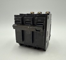 GE THQB32030 Circuit Breaker 30A 3P 240V 3PH THQB Bolt On 30 Amp 3 Pole Used