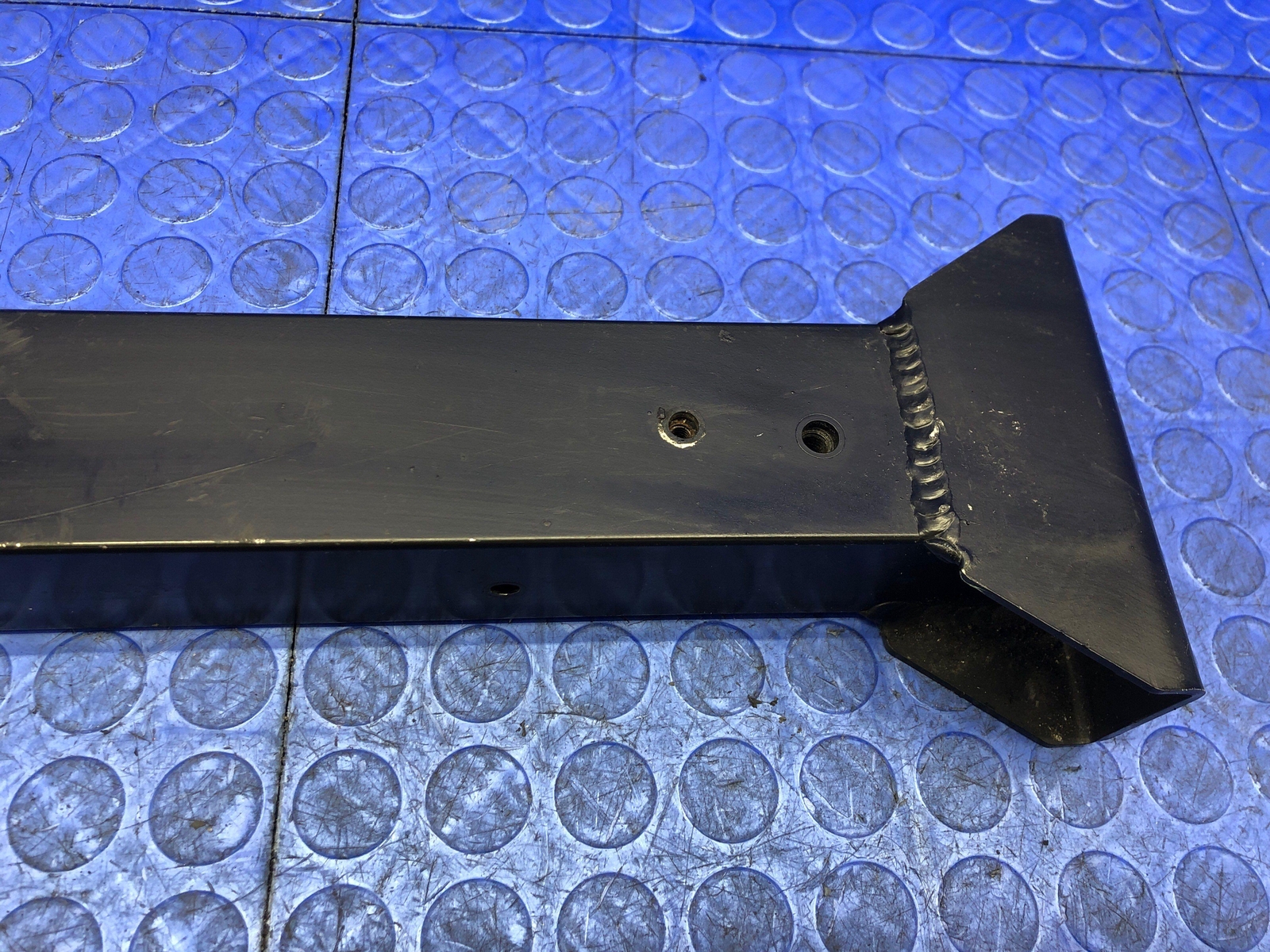 LAMBORGHINI GALLARDO FRONT RIGHT BUMPER CARRIER STRUCTURE BRACKET 407813087