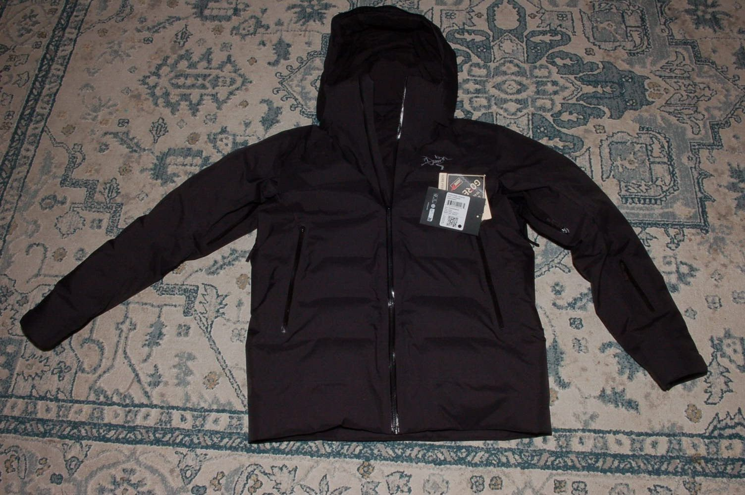 ARC'TERYX Piumino Arcteryx Fissile M $900 uomo grande nero nuovo con etichetta