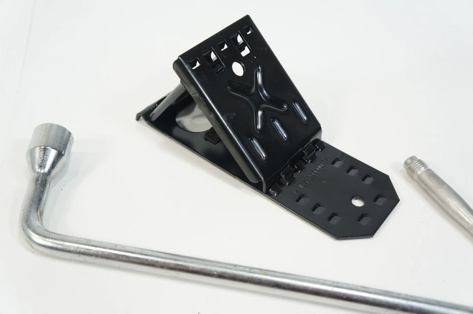 06-11 mercedes x164 gl550 gl450 kit de herramientas de cambio de neumáticos de repuesto tuerca guía de llave Foto 4 de 4