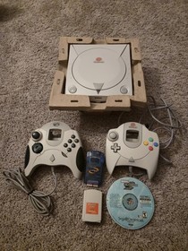 SEGA Dreamcast w/ 2 Controllers, Memory Card, HYPER PAK, Capcom Vs Marvel, RCA