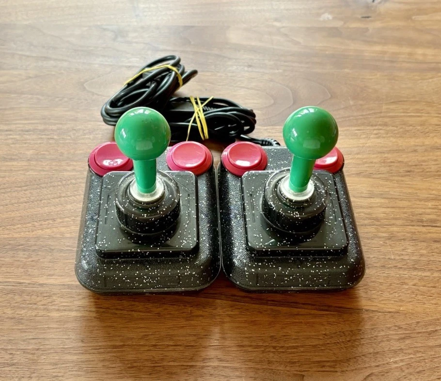 2xCompetition Pro Joystick für Commodore Amiga Atari Doppelpack - Bild 2 von 3