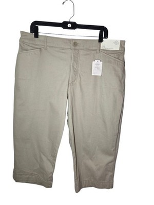 St. John's Bay Capri Biscotti Beige Capri Chino Khaki Mid Rise Pants 18P NWT