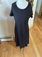 L. L. Bean Women’s Black Short-Sleeve Dress Size Small