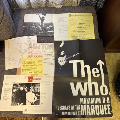The WHO Live at Leeds LP with all 12 inserts Original Usa press