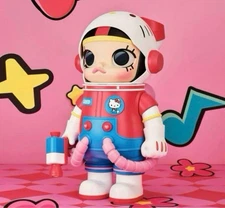 Hello Kitty MEGA Collection 400% SPACE MOLLY