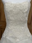 AUTHENTIC! Monique Lhuillier Bliss Wedding Gown Size 6. — photo 3