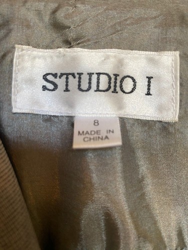Studio I blazer sz 8 Gray with Black accent collar - Picture 3 of 4