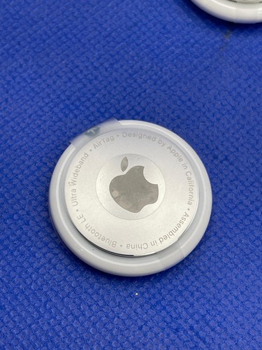 Apple AirTag Pack de 4 - BLANC - Dispositif de suivi Bluetooth - OPEN BOX - Photo 5 sur 6