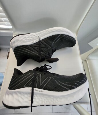 New Balance Fresh Foam X Vongo V5 running shoes SIZE 13 men`s wide