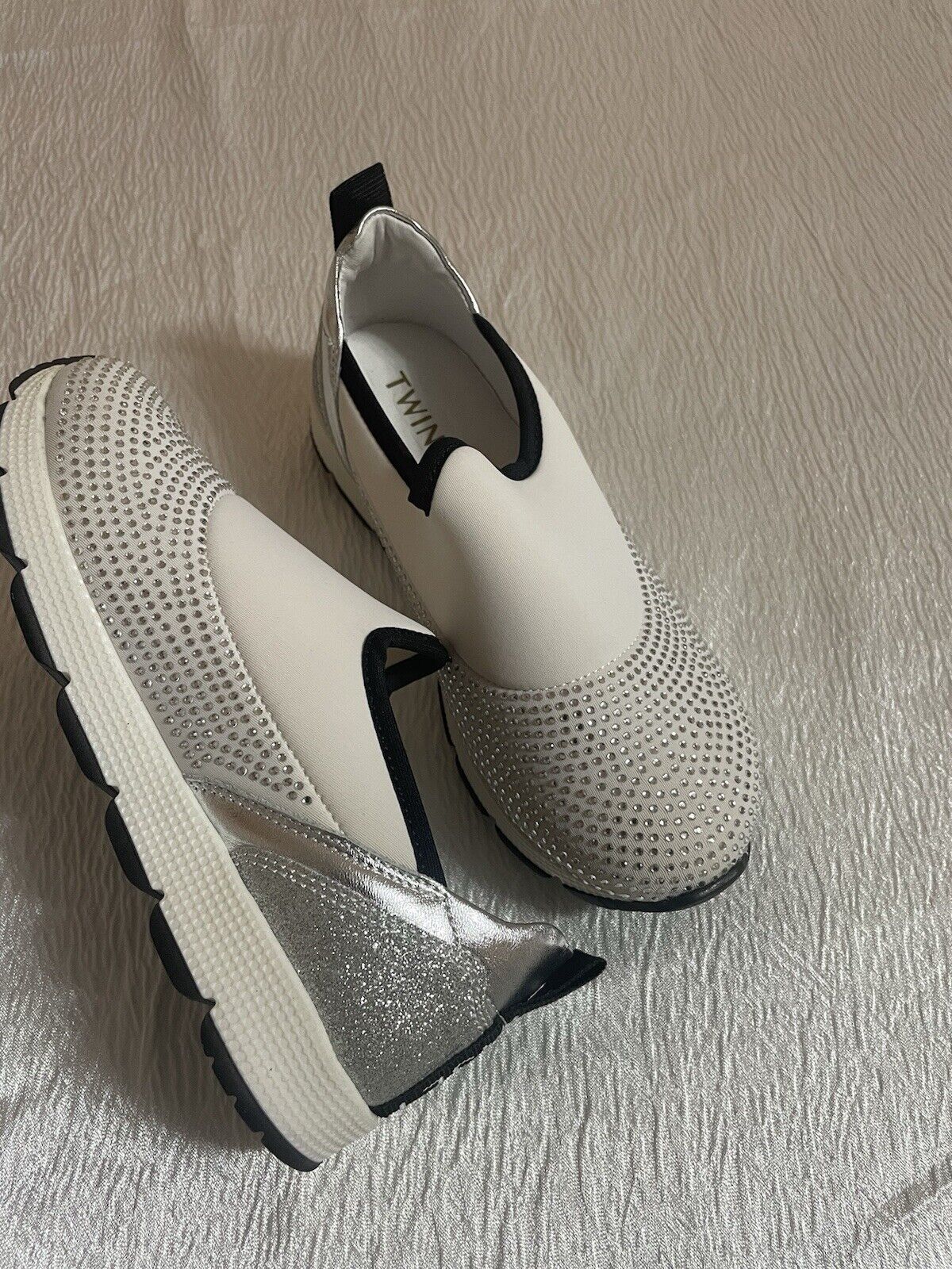 Foto 3 di 6