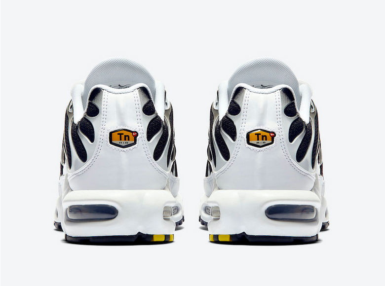 nike tn killer whale