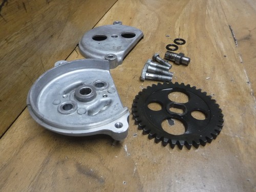 VINTAGE 1971 71 HONDA SL100 SL 100 OEM ENGINE MOTOR OIL PUMP ASSEMBLY GEAR - Picture 3 of 9