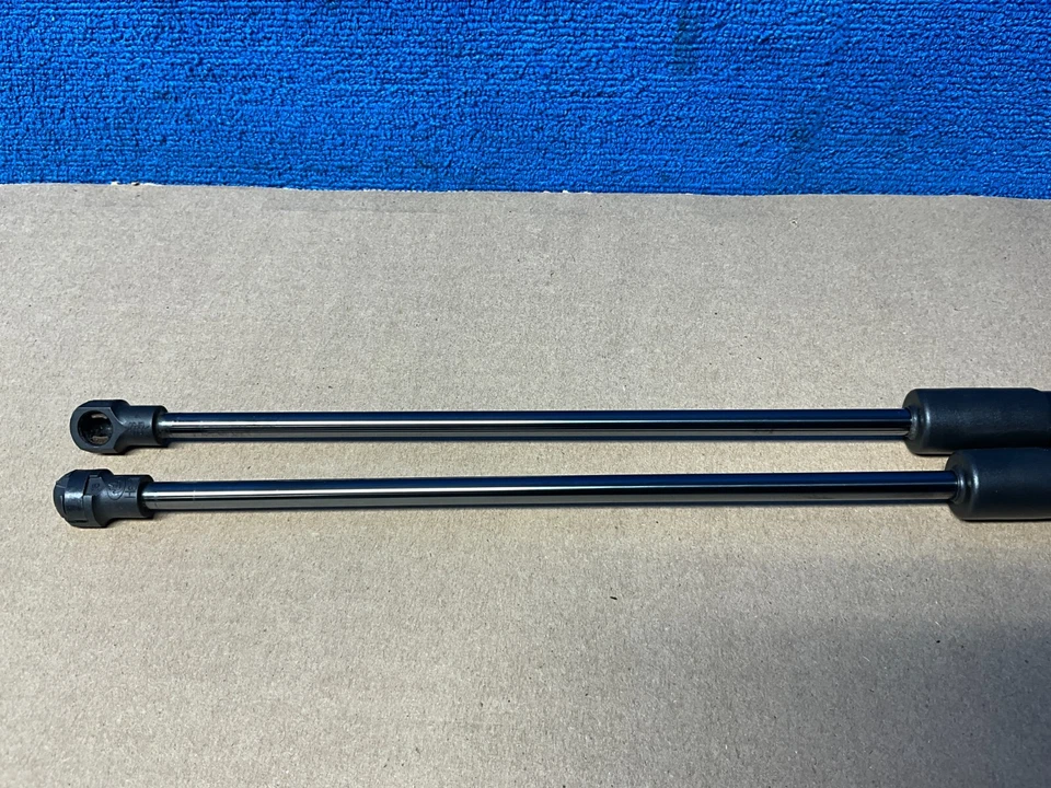 Chevrolet Trax 2013-2019 puerta levadiza lado izquierdo y derecho elevación cilindro puntal conjunto OEM Foto 2 de 4